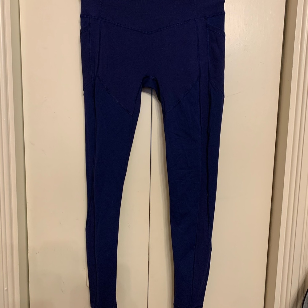 Lululemon size 10 fast and free leggings